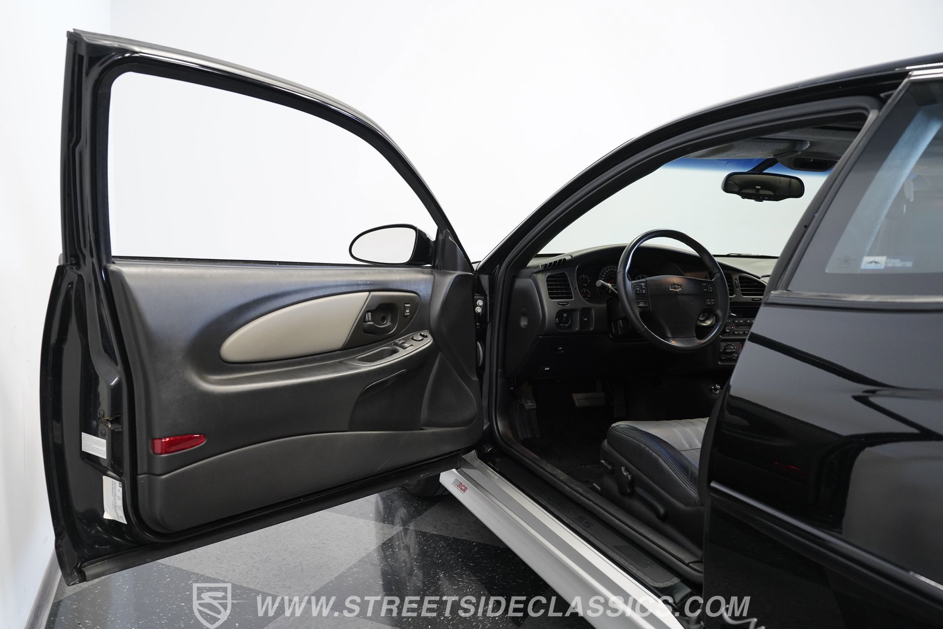 Used 2002 Chevrolet Monte Carlo SS w/ Preferred Equipment Group image 40