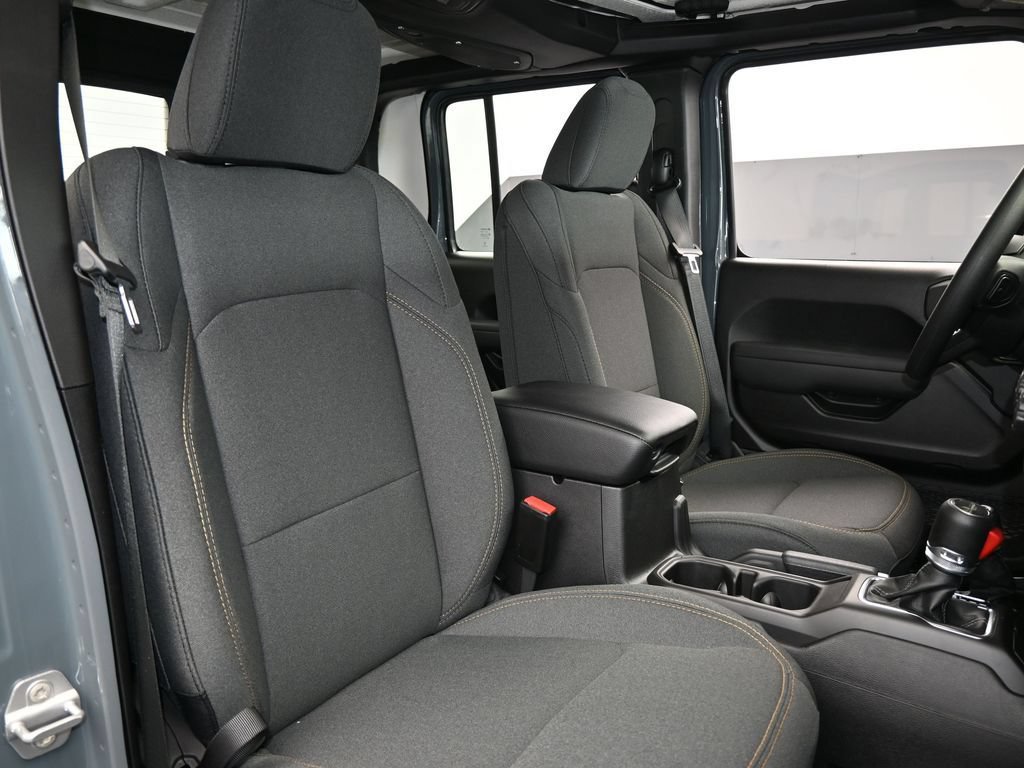 New 2026 Jeep Gladiator Sport AWD/4WD image 34