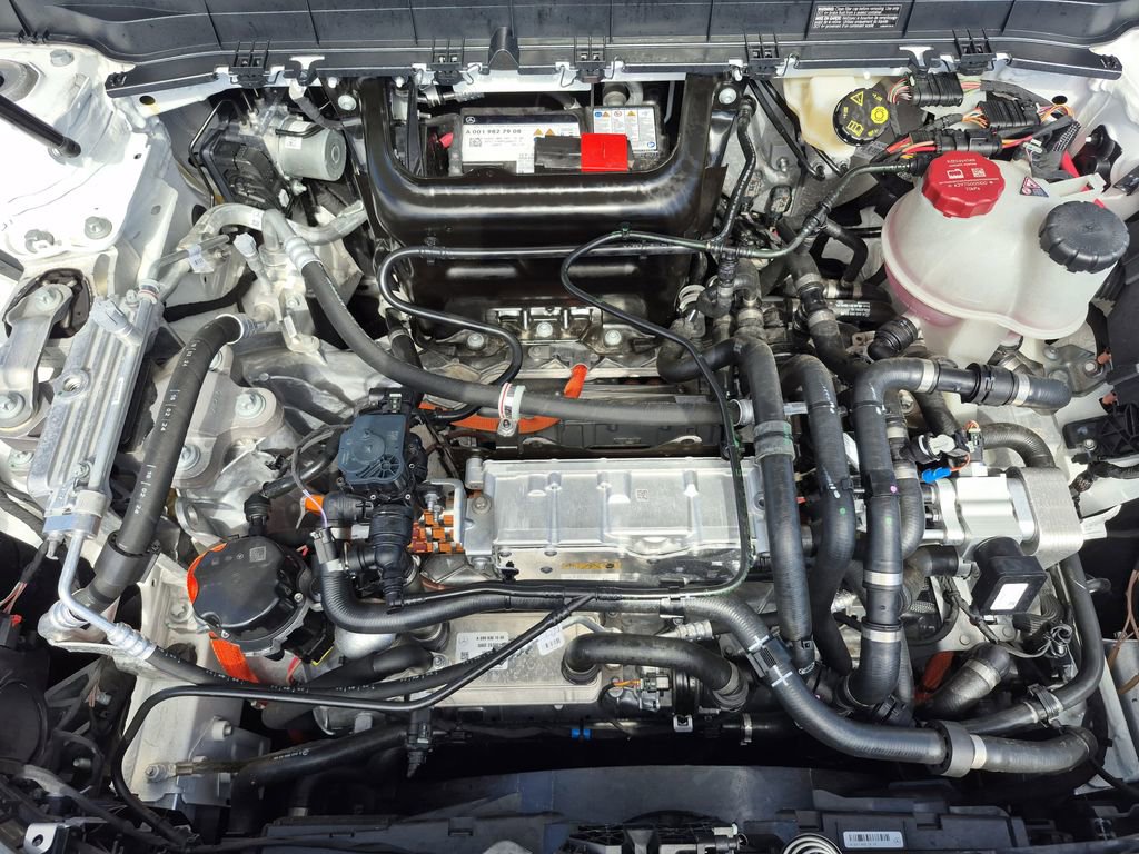 Used 2024 Mercedes-Benz EQB 300 300 image 18