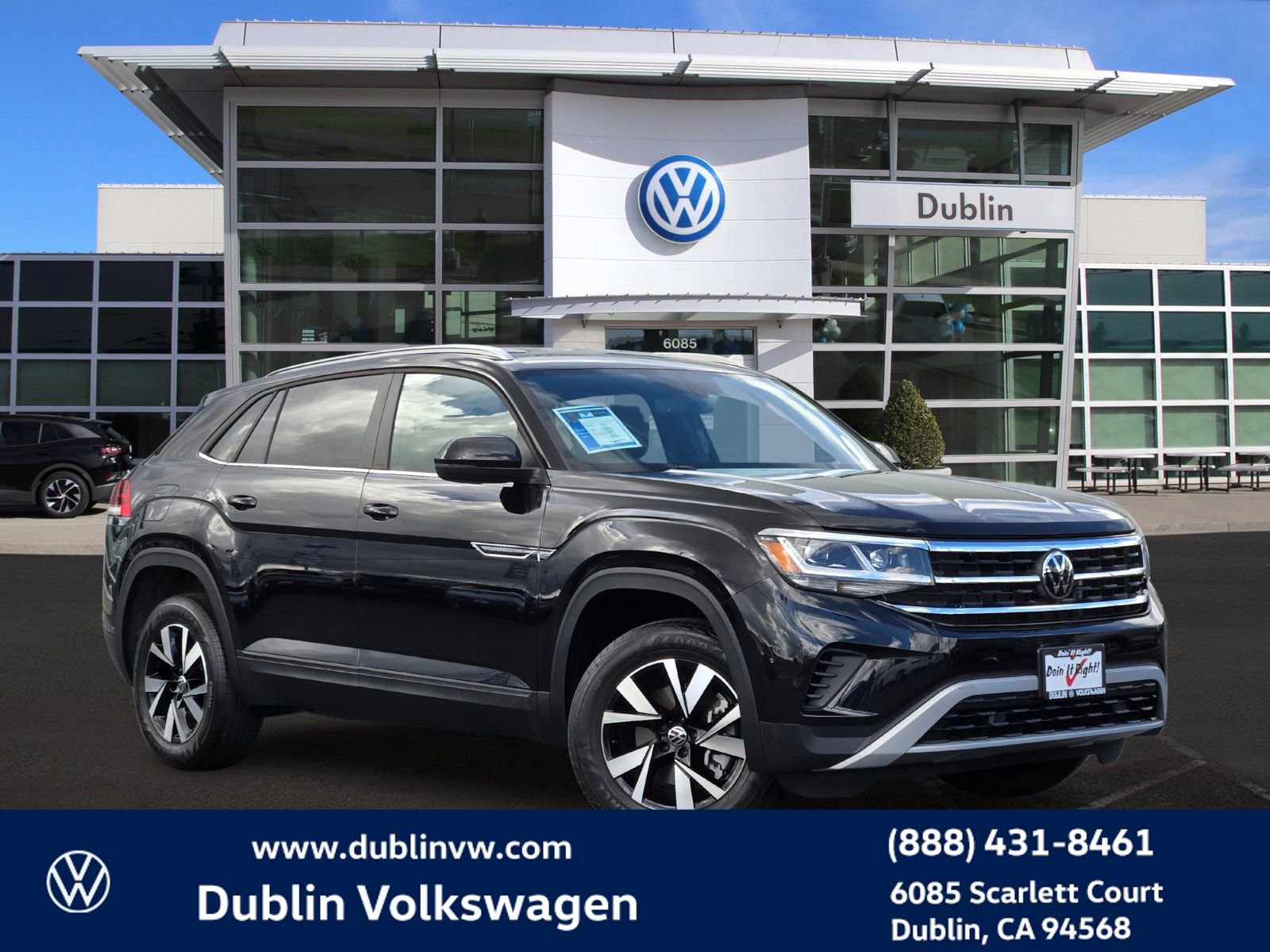 Certified 2023 Volkswagen Atlas Cross Sport SE image 1