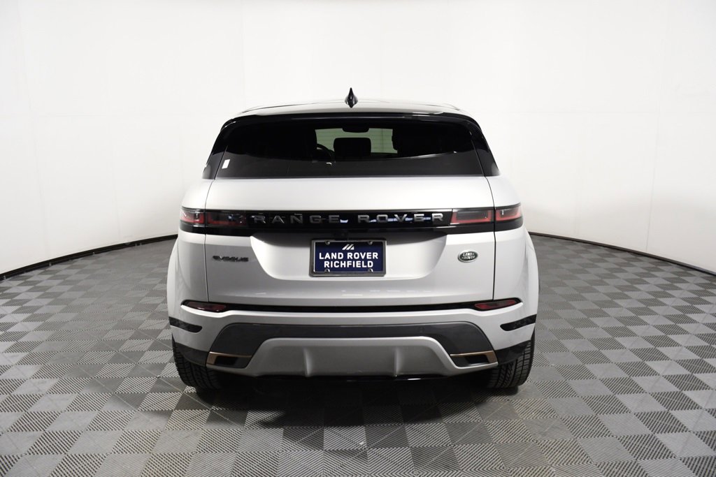 Used 2023 Land Rover Range Rover Evoque R-Dynamic SE image 5