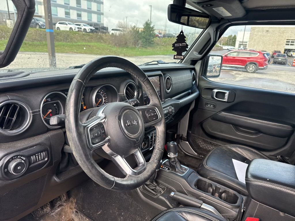 Used 2018 Jeep Wrangler Unlimited Sahara AWD/4WD image 34