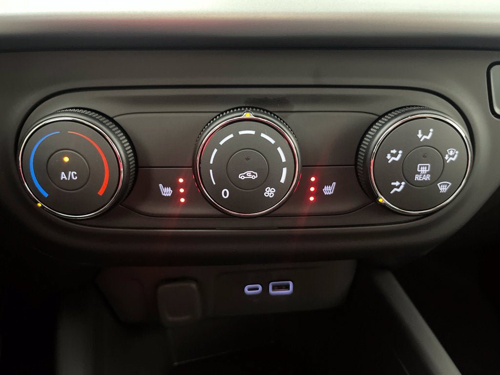 New 2026 Chevrolet Trax LS w/ LS Convenience Package FWD image 25