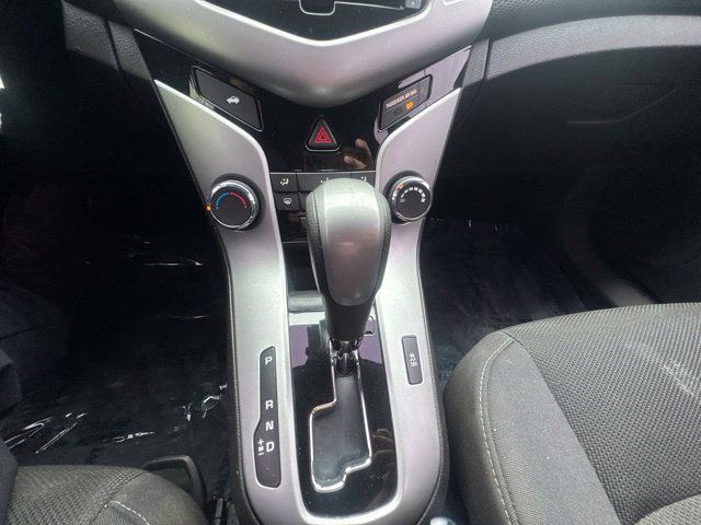 Used 2016 Chevrolet Cruze LT FWD image 21