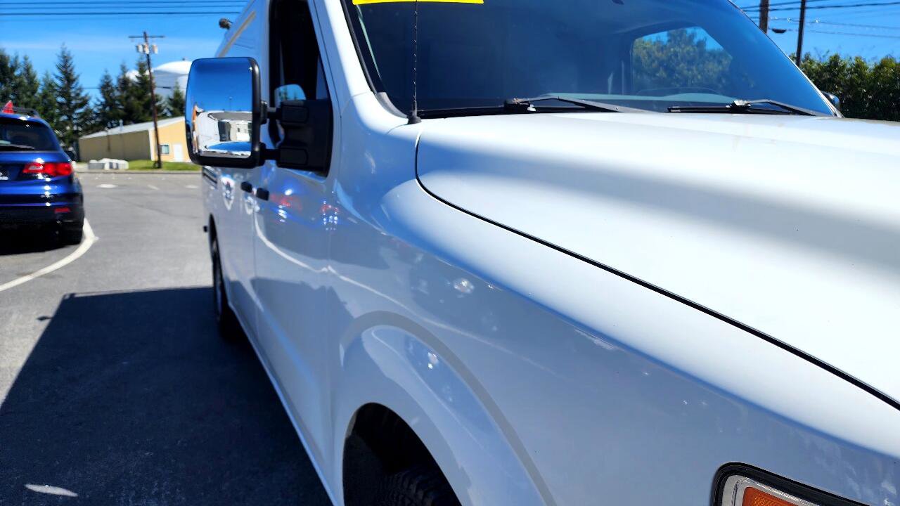 Used 2015 Nissan NV 2500 SV w/ Technology Package image 15