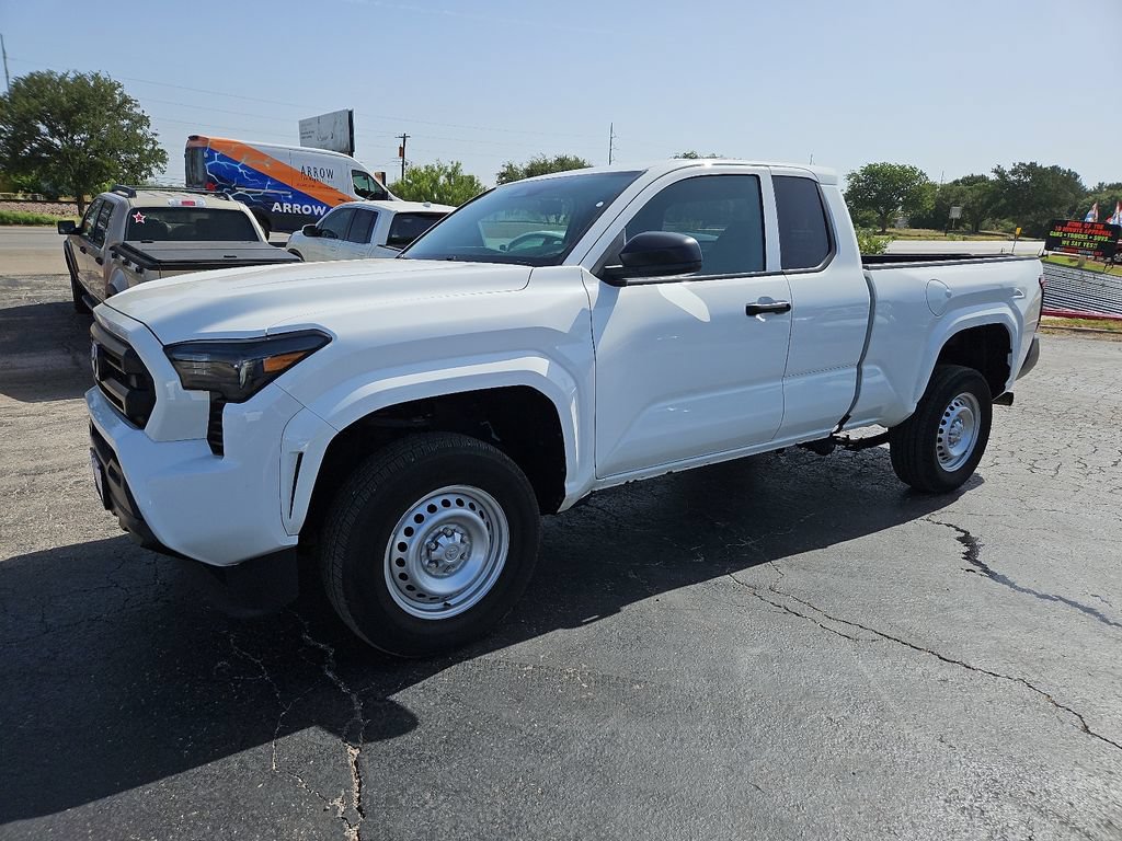 Used 2025 Toyota Tacoma SR RWD image 5