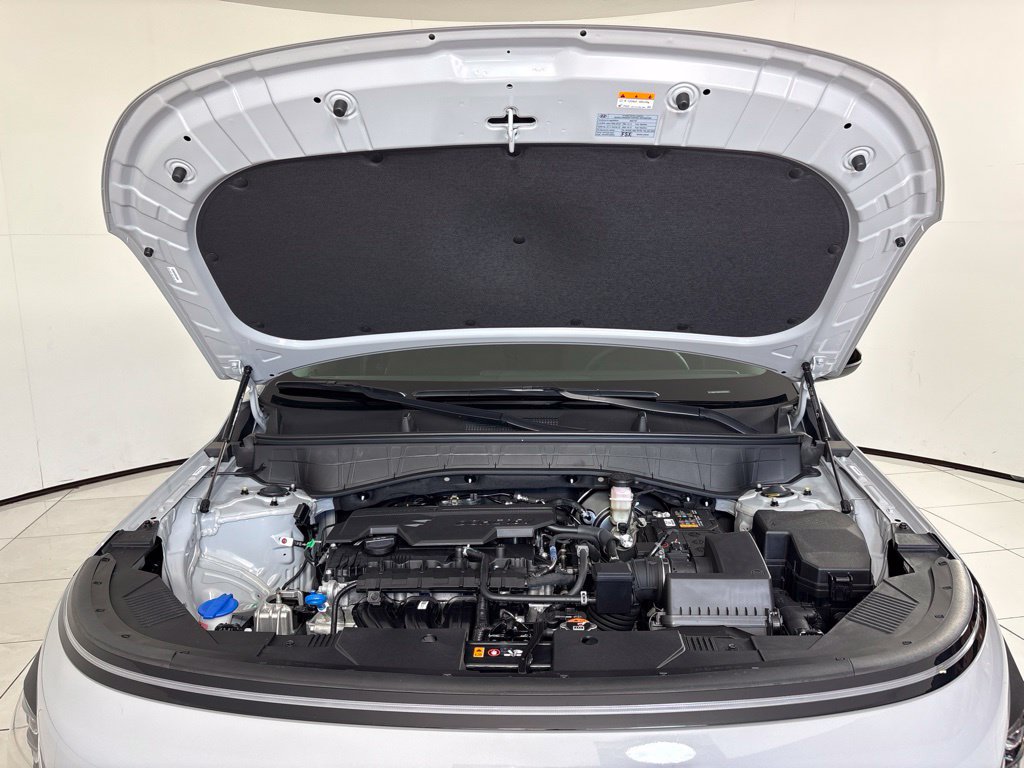 New 2027 Hyundai Kona SEL Sport FWD image 11