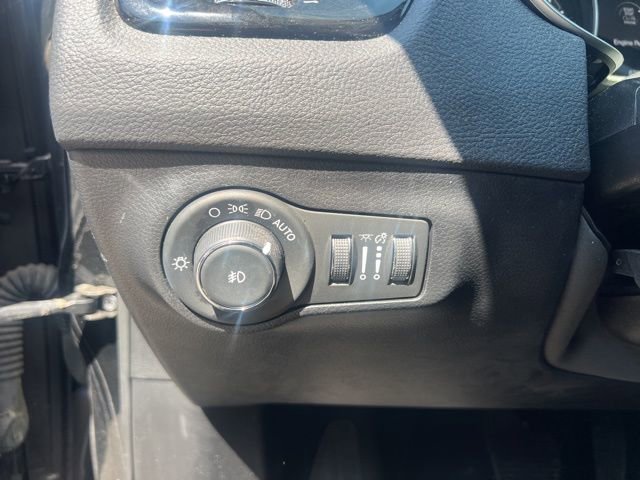 Used 2019 Jeep Compass Limited AWD/4WD image 23