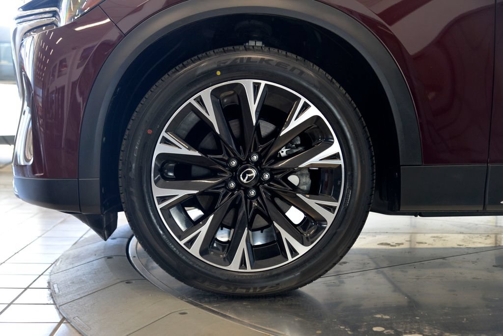 Certified 2024 MAZDA CX-90 Plug-In Hybrid w/ Premium Plus AWD/4WD image 10