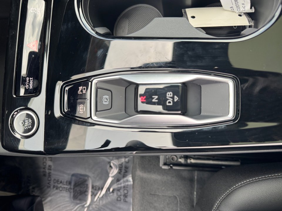 New 2025 Audi A6 e-tron Premium Plus image 20