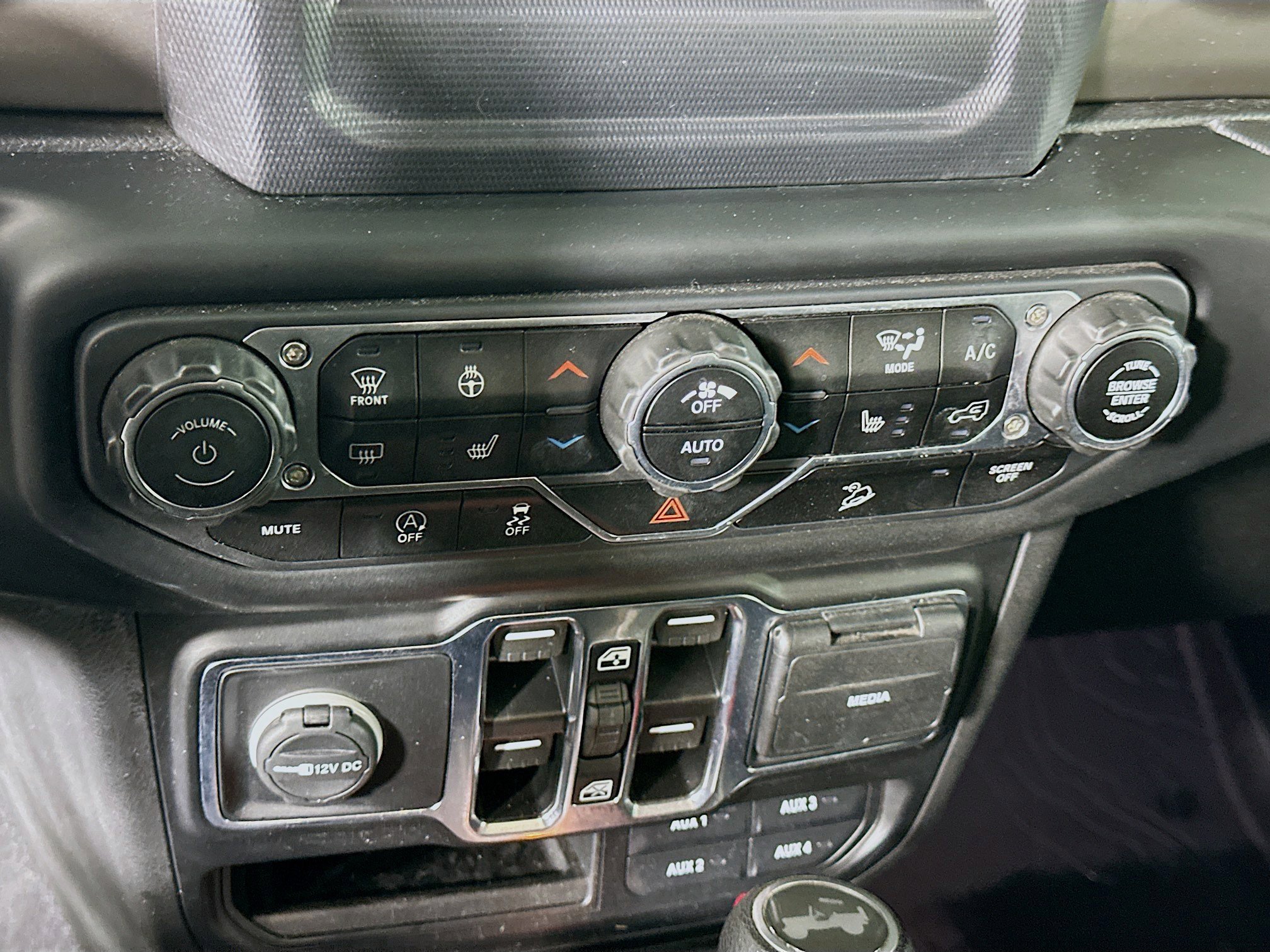 Used 2020 Jeep Wrangler Unlimited Sport S image 23