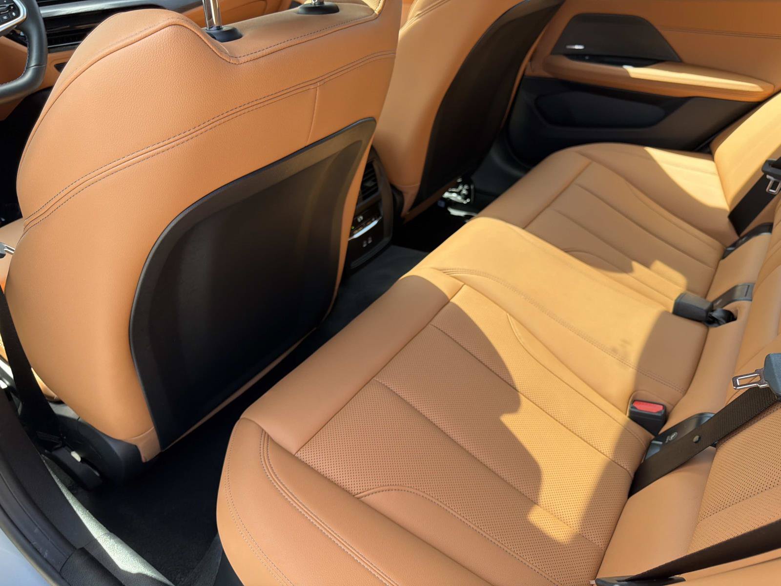Used 2025 BMW M440i RWD image 10