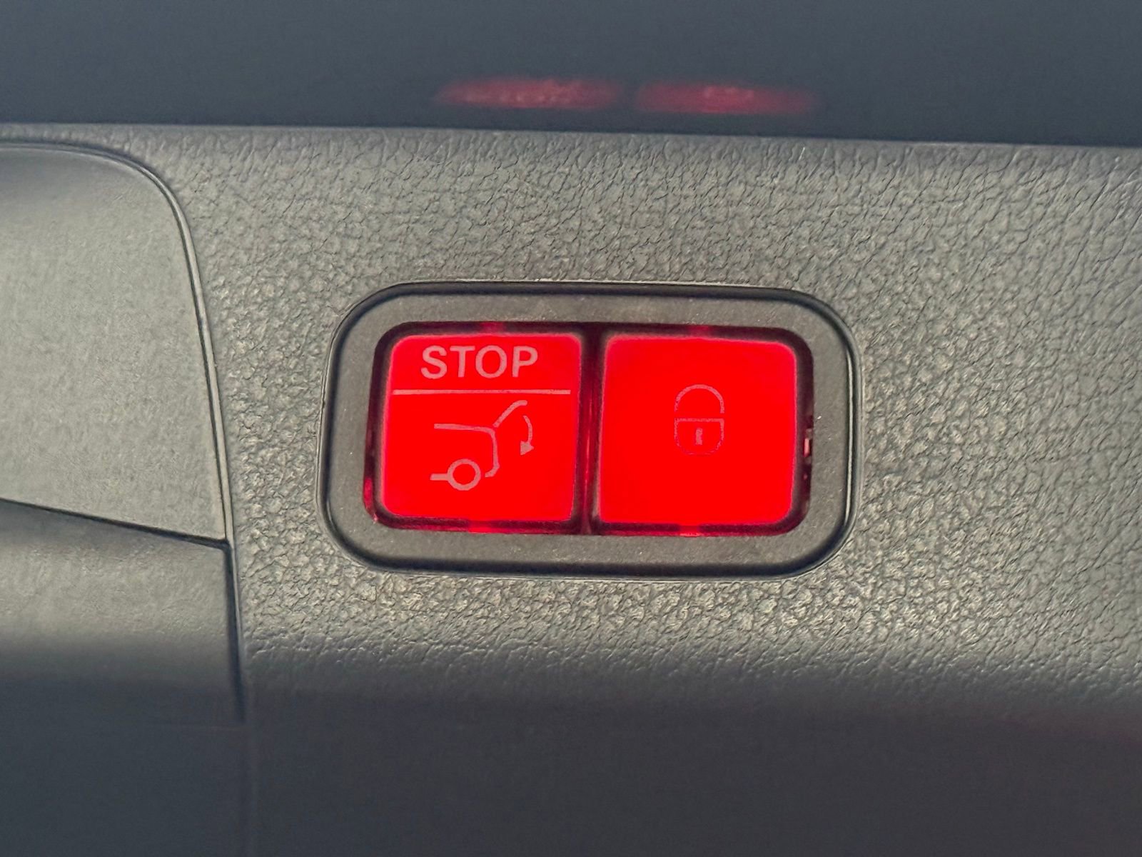 Used 2023 Mercedes-Benz GLB 250 4MATIC image 15