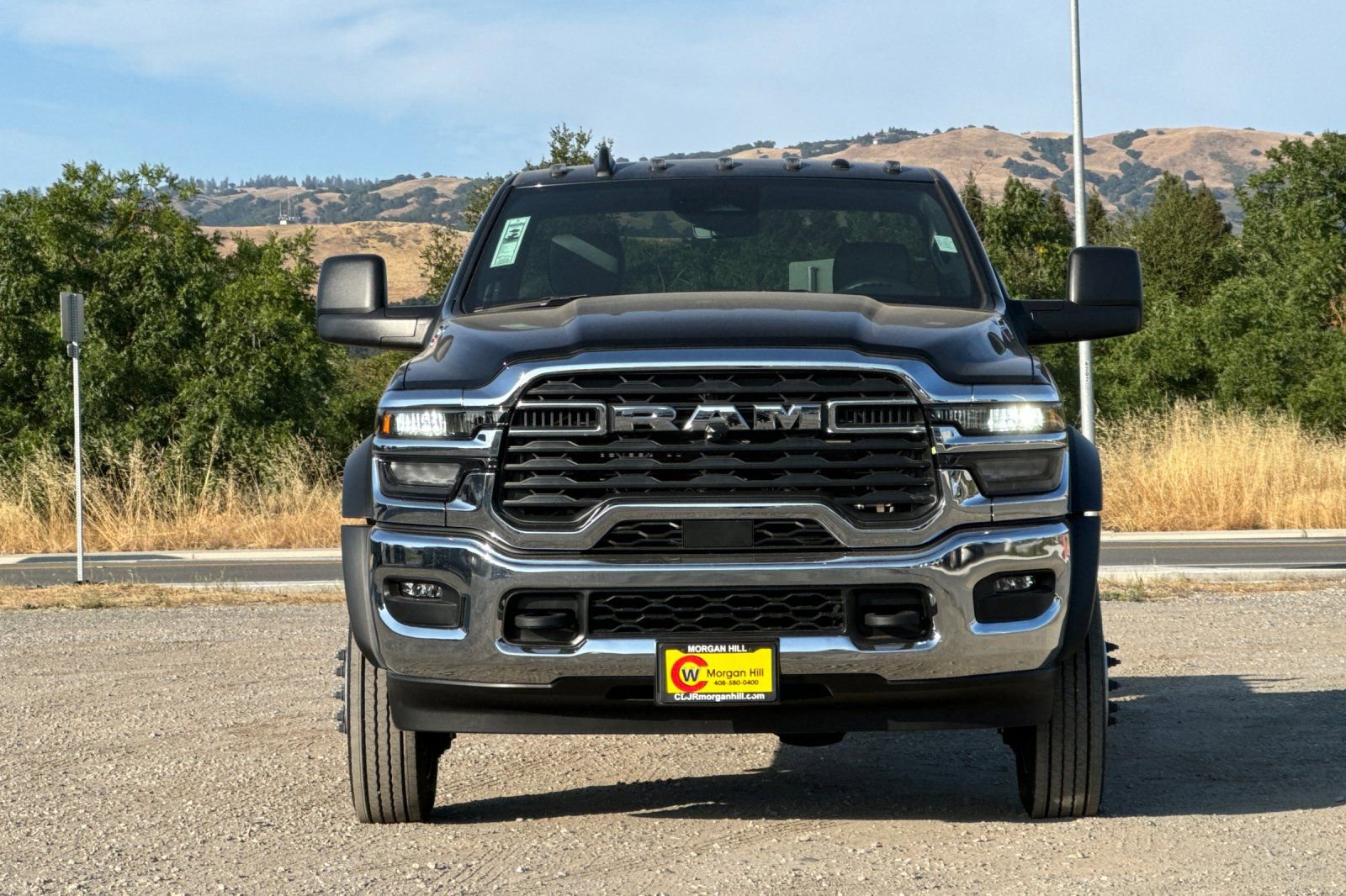 New 2025 RAM 5500 Tradesman w/ Chrome Appearance Group AWD/4WD image 10
