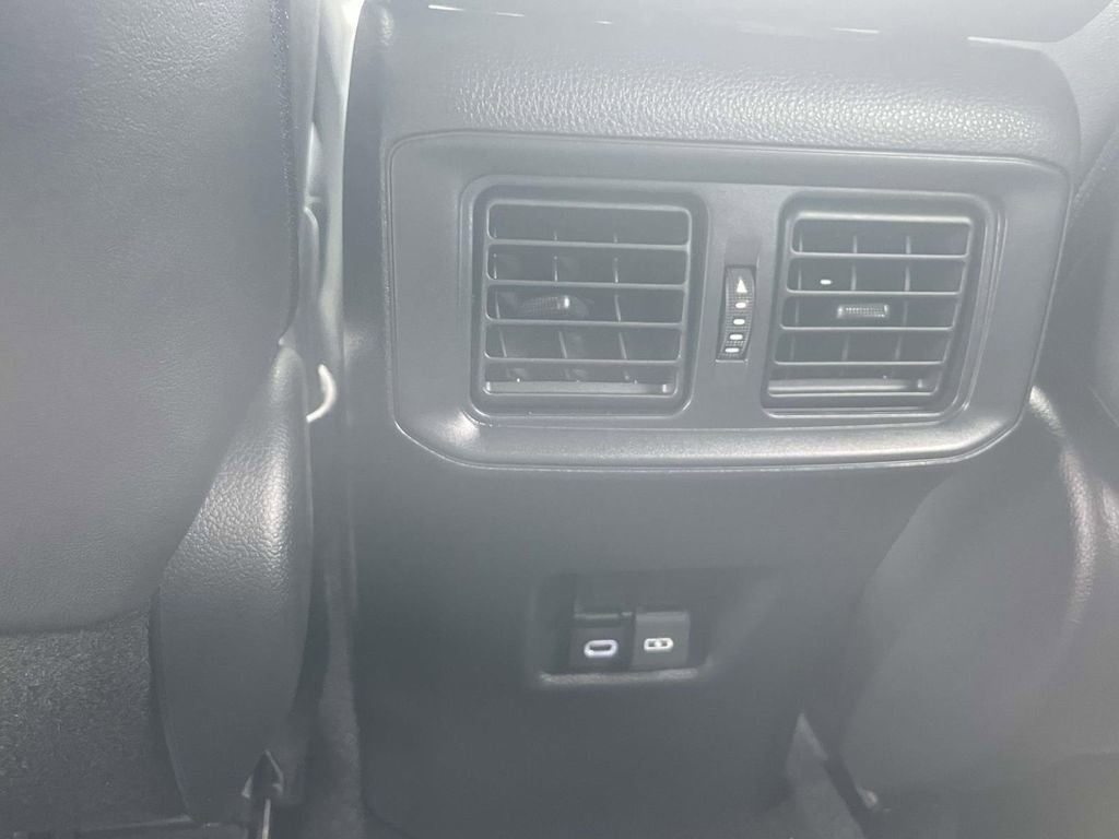 Used 2025 Toyota RAV4 XSE image 12