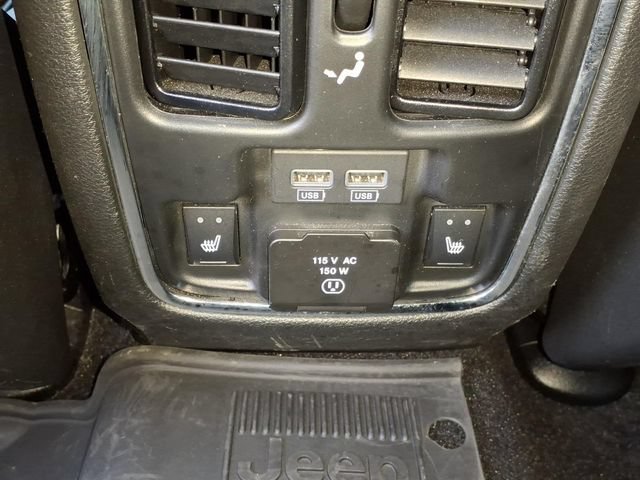 Used 2021 Jeep Grand Cherokee Overland w/ Protech Group AWD/4WD image 17