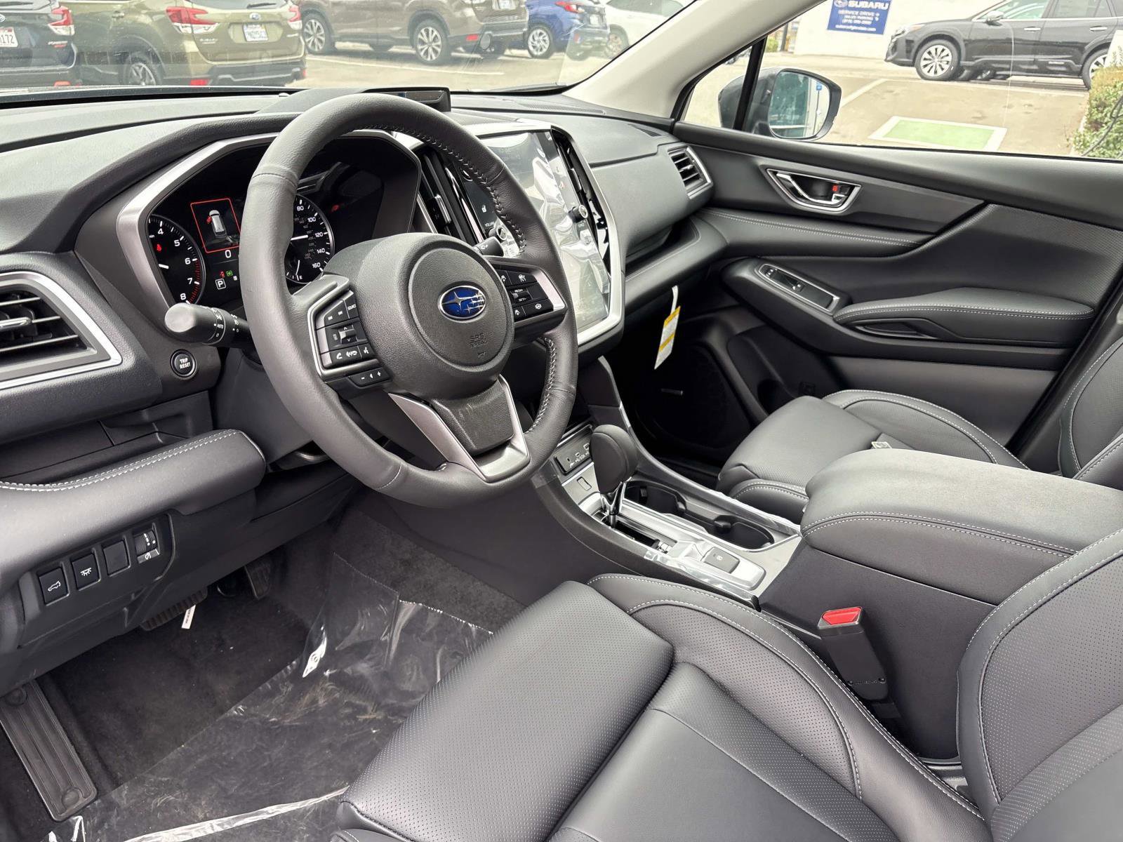 New 2025 Subaru Ascent Limited image 18