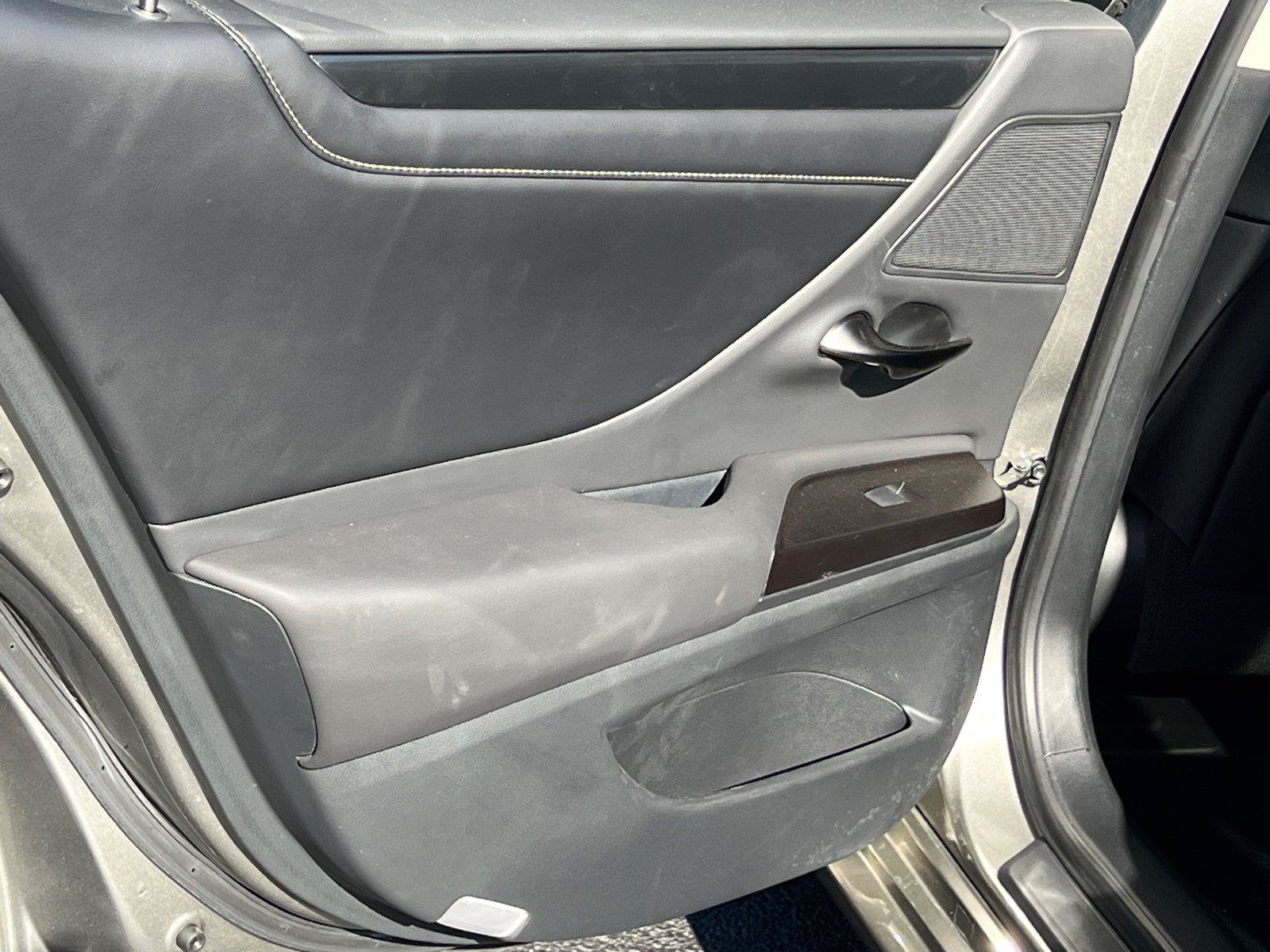 Used 2019 Lexus ES 350 w/ Accessory Package FWD image 21