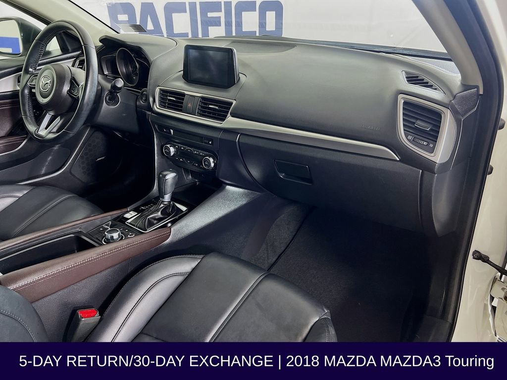 Used 2018 MAZDA MAZDA3 Touring image 34