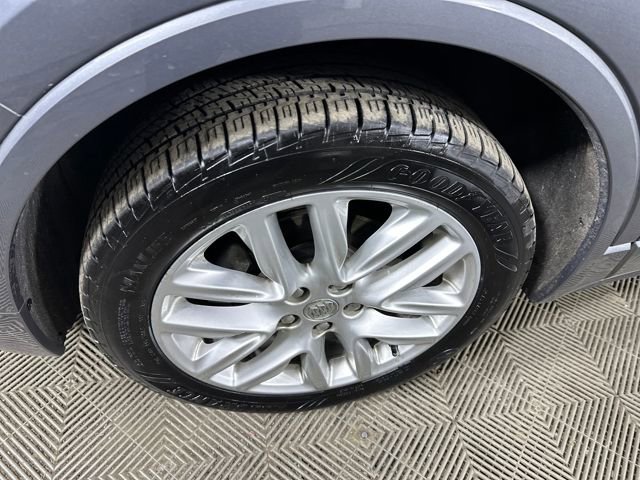 Used 2020 Buick Envision Premium w/ LPO, Interior Luxury Package image 10