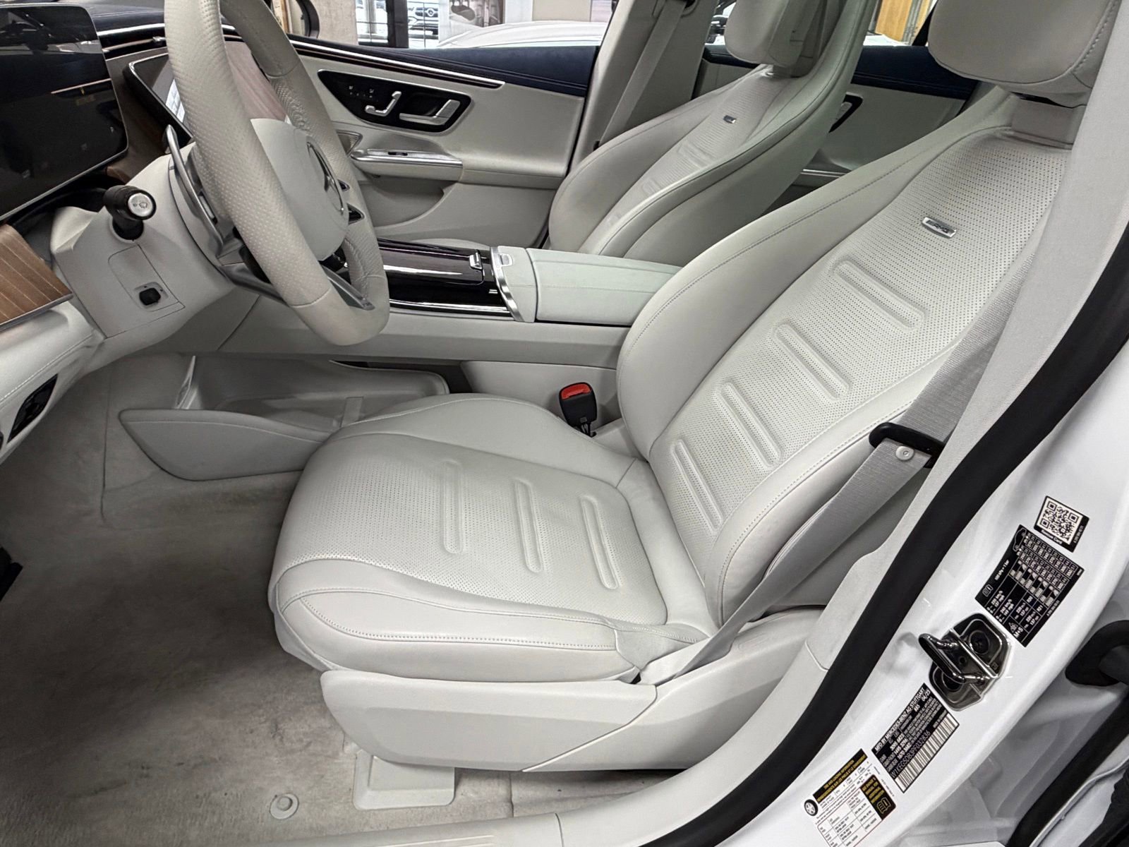 Used 2023 Mercedes-Benz EQE AMG 4MATIC Sedan image 19