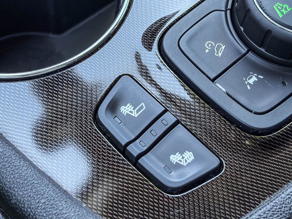 Used 2023 GMC Acadia AT4 AWD/4WD image 37