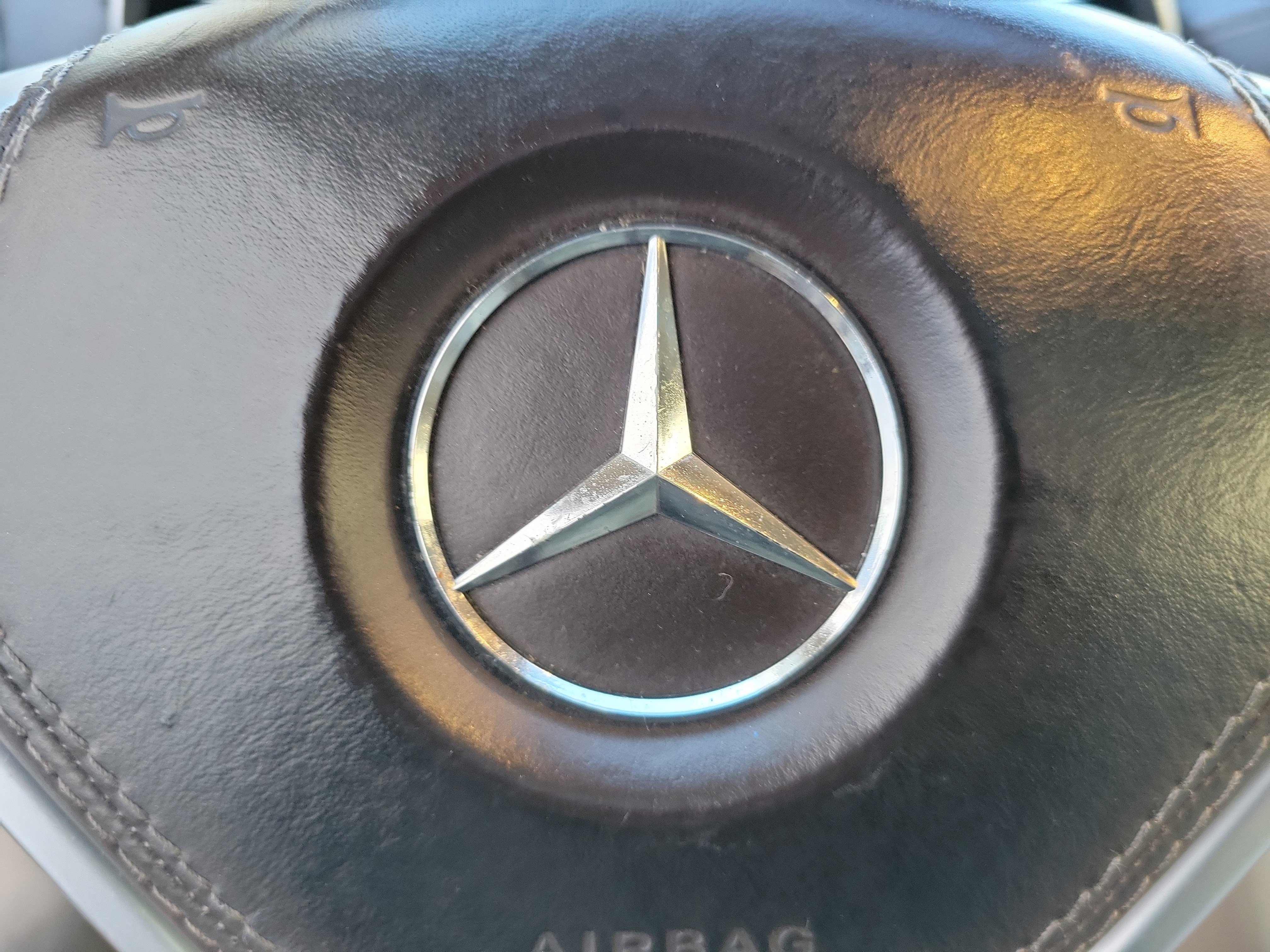 Used 2014 Mercedes-Benz SL 550 image 19