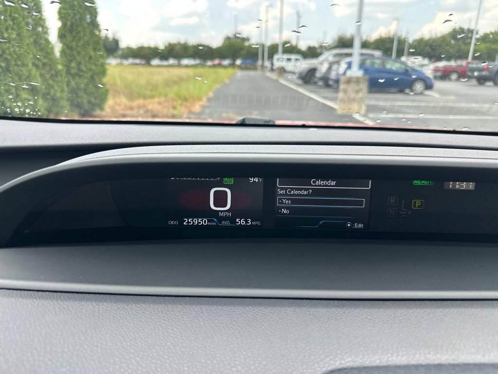Certified 2021 Toyota Prius L Eco FWD image 15