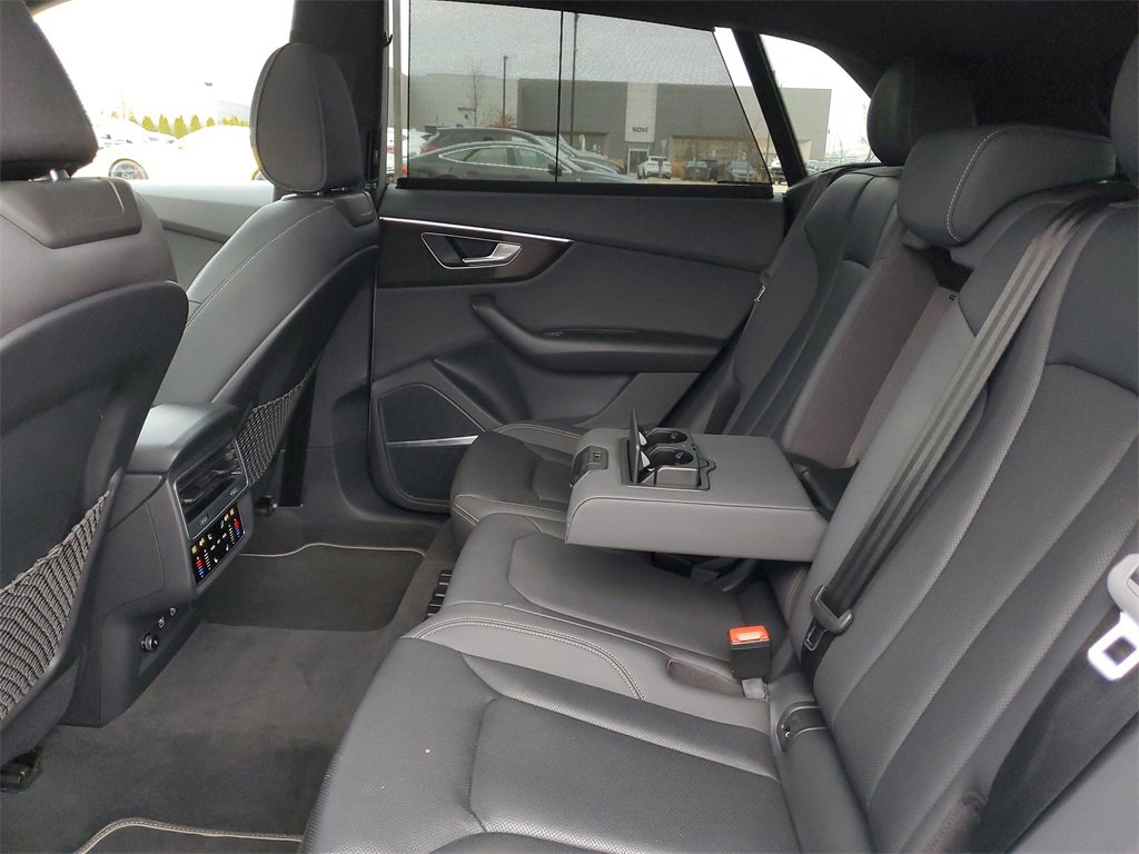 Used 2021 Audi Q8 Prestige w/ Prestige Package image 26