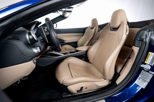 Certified 2019 Ferrari Portofino image 4