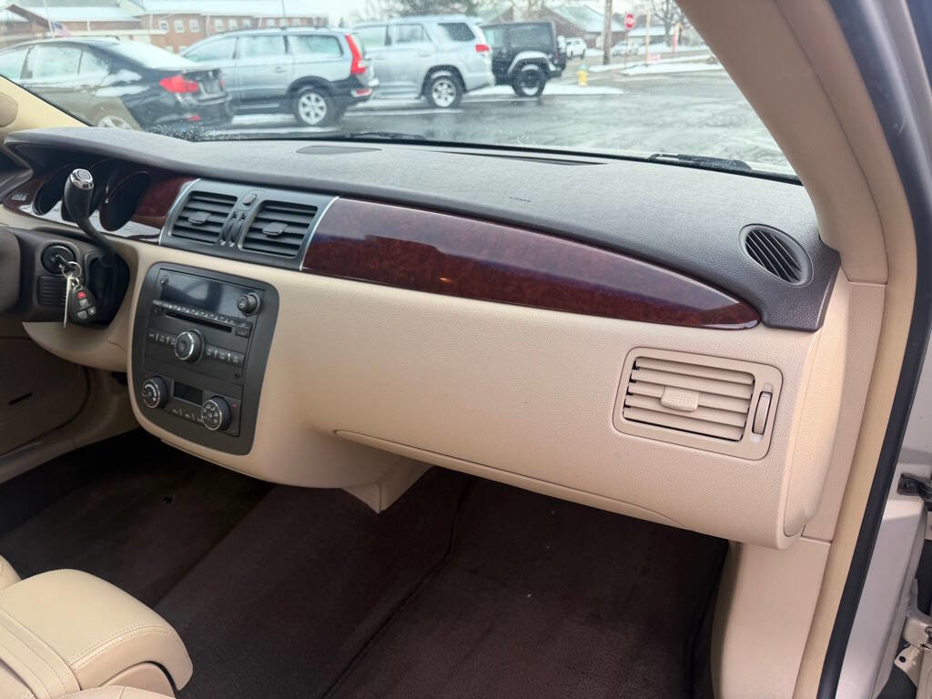 Used 2007 Buick Lucerne CXL w/ Luxury Package image 12