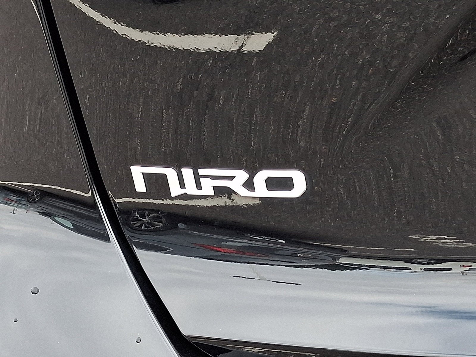 Used 2023 Kia Niro Wind FWD image 30