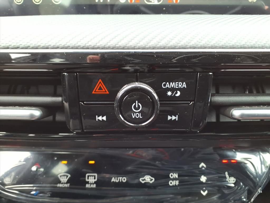 New 2026 Nissan Kicks SR w/ SR Premium Package image 28