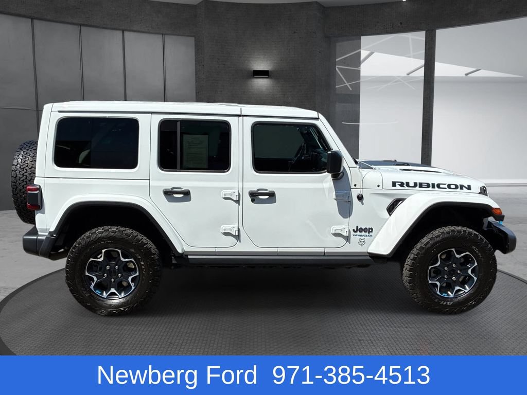 Used 2022 Jeep Wrangler Unlimited Rubicon 4xe w/ Cold Weather Group AWD/4WD image 4