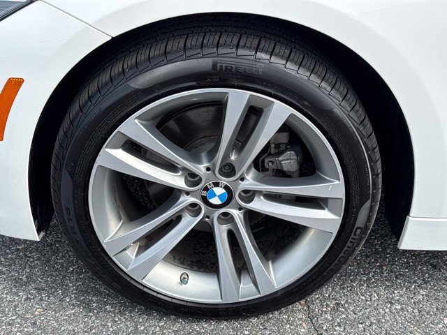 Used 2018 BMW 328d xDrive Sedan w/ Premium Package AWD/4WD image 21