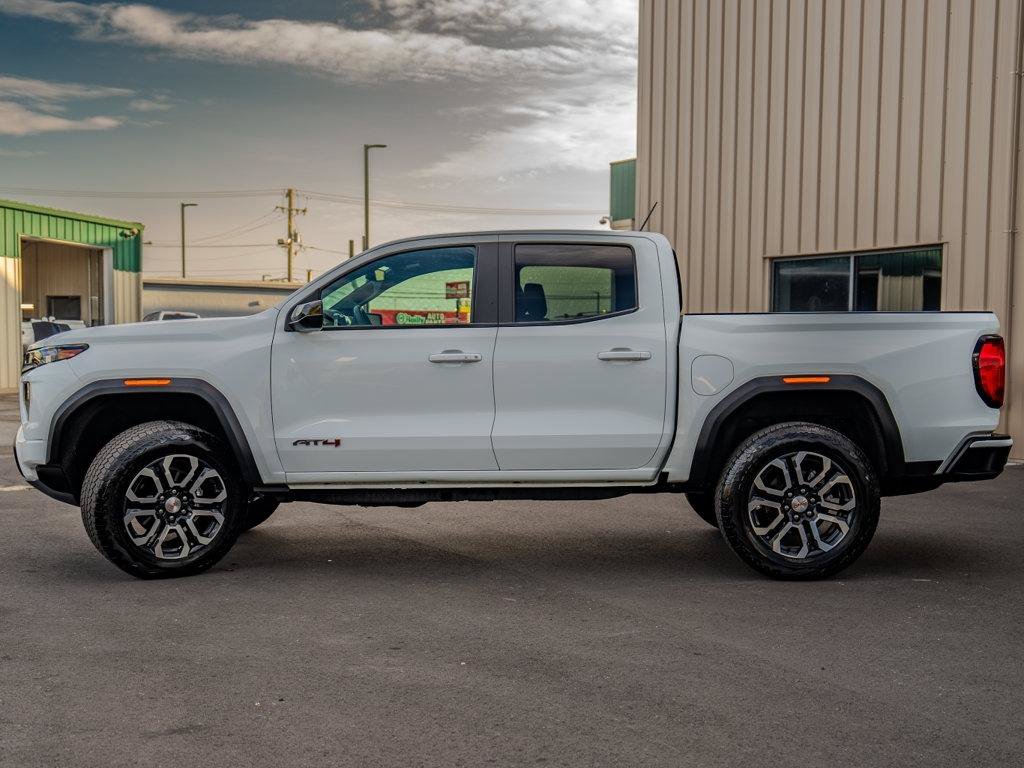 Used 2024 GMC Canyon AT4 w/ AT4 Premium Package AWD/4WD image 5