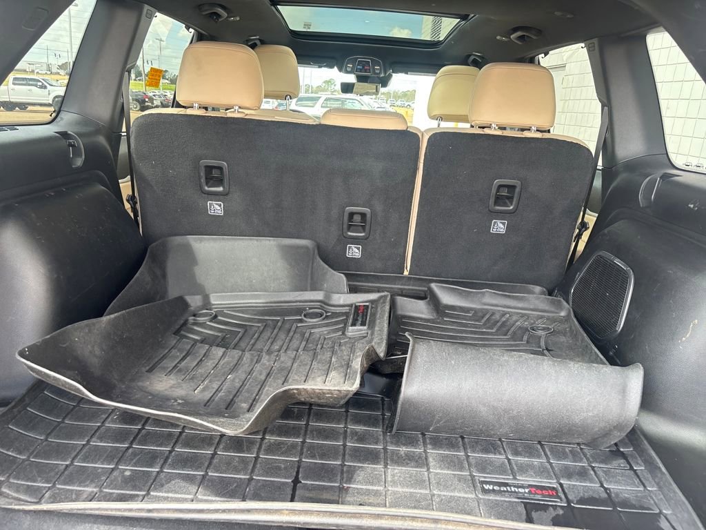 Used 2024 Jeep Grand Cherokee Limited w/ Luxury Tech Group II image 28