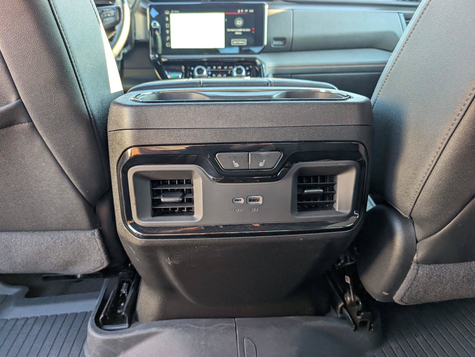 Used 2024 GMC Sierra 2500 AT4 w/ AT4 Premium Plus Package AWD/4WD image 33