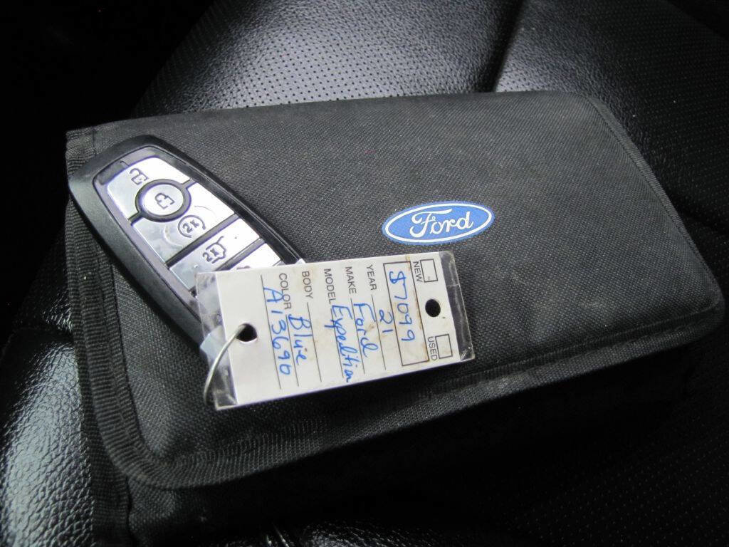 Used 2021 Ford Expedition XLT RWD image 42