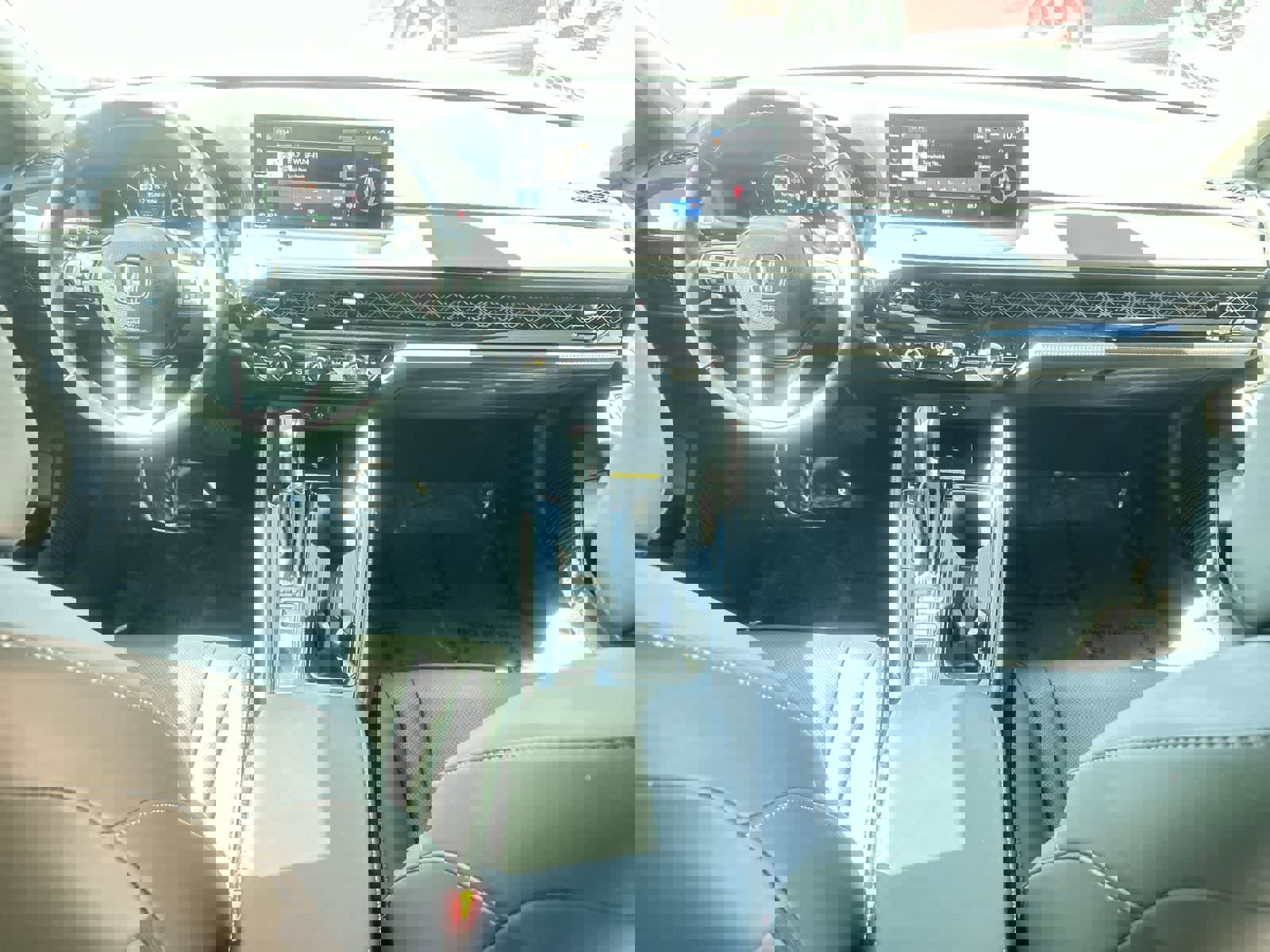 Used 2024 Honda Accord Touring image 15