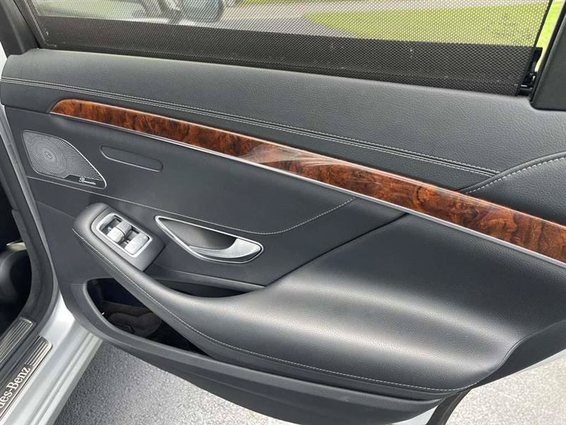 Used 2015 Mercedes-Benz S 550 4MATIC Sedan image 97