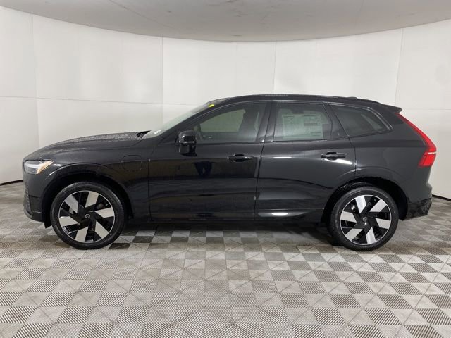 Certified 2024 Volvo XC60 T8 Plus w/ Protection Package Premier image 7
