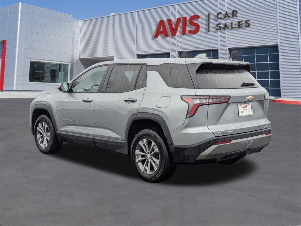 Used 2025 Chevrolet Equinox LT image 3