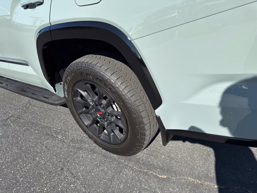 Used 2026 Toyota Sequoia Platinum w/ TRD Off-Road Package AWD/4WD image 9