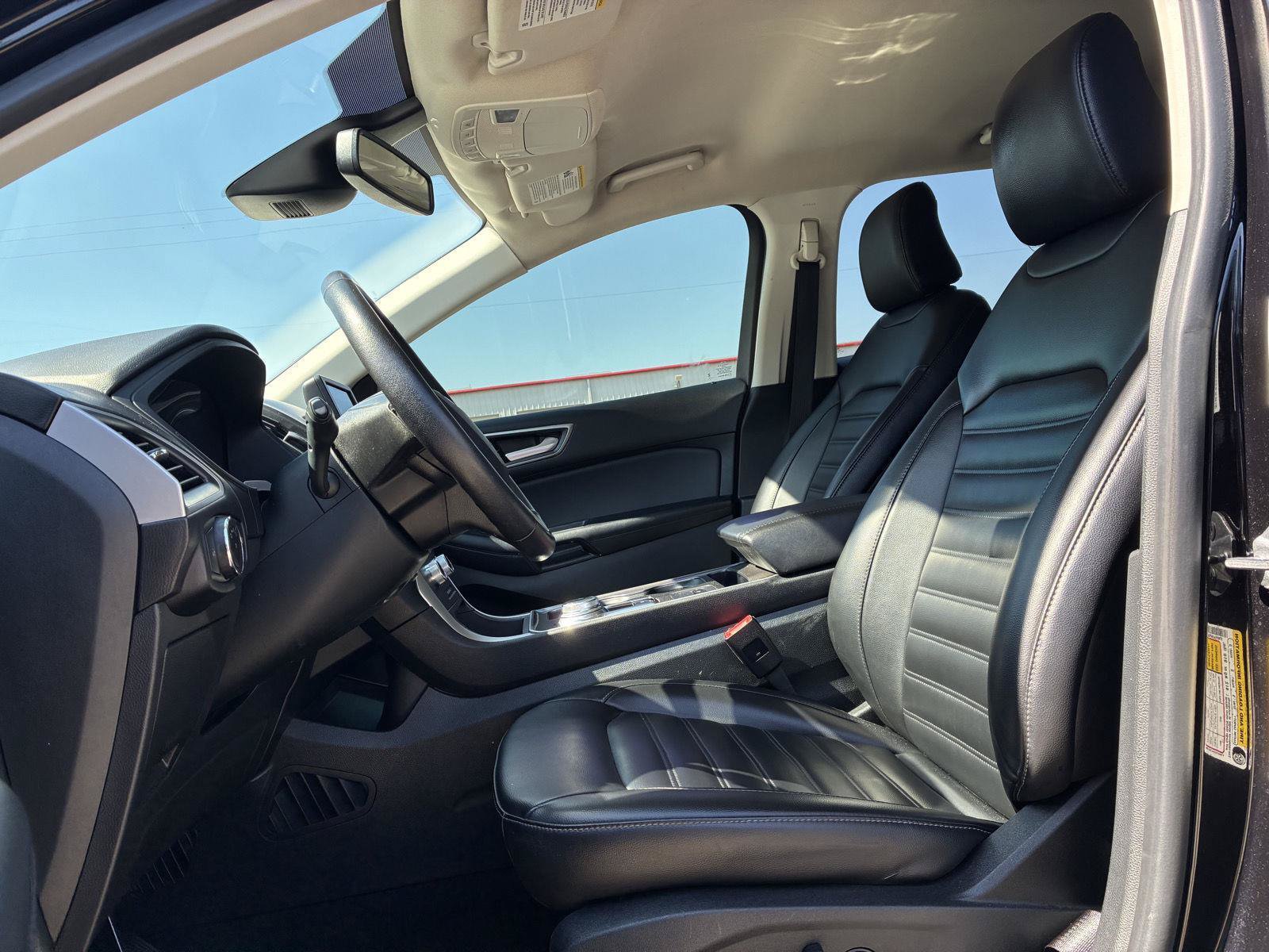 Used 2023 Ford Edge SEL AWD/4WD image 5