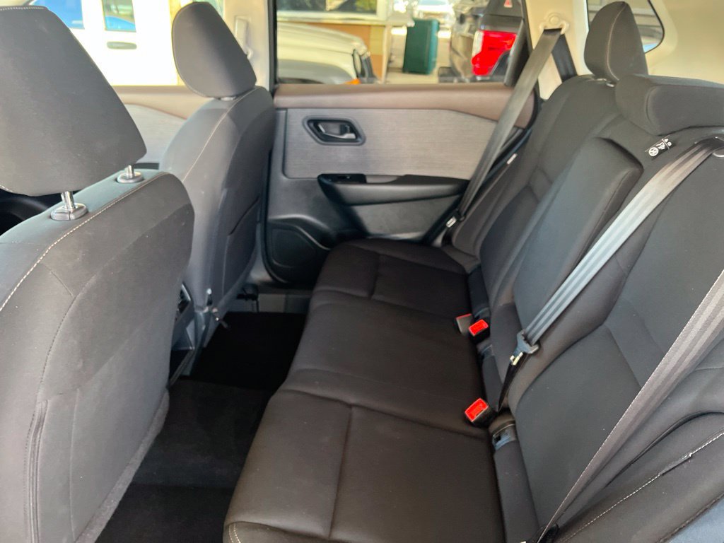 Certified 2023 Nissan Rogue S AWD/4WD image 9