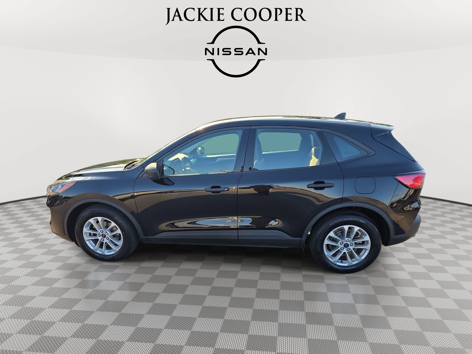 Used 2021 Ford Escape S FWD image 8