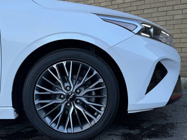 Used 2023 Kia Forte GT-Line w/ GT-Line Premium Package image 6