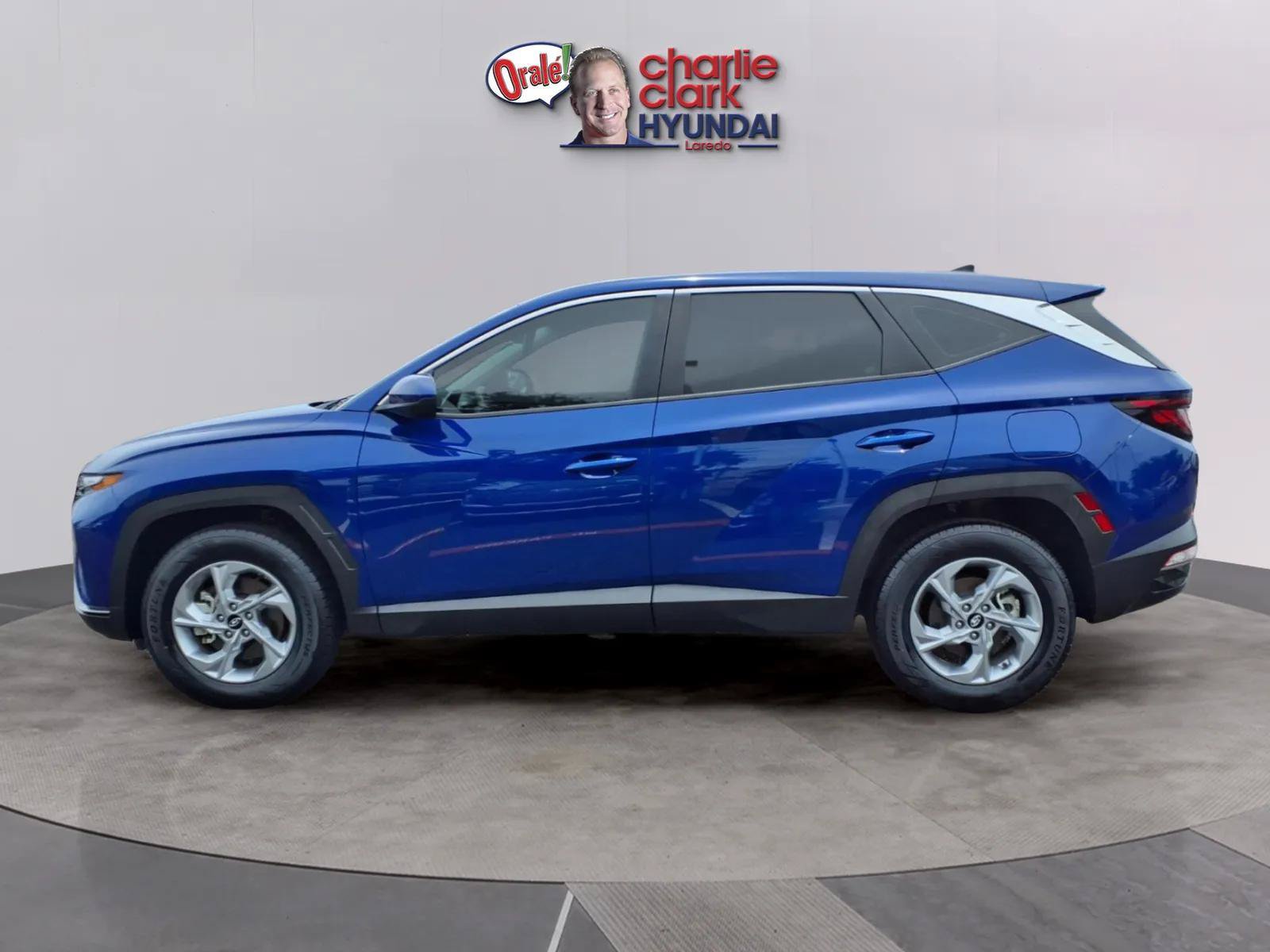 Certified 2023 Hyundai Tucson SE AWD/4WD image 2