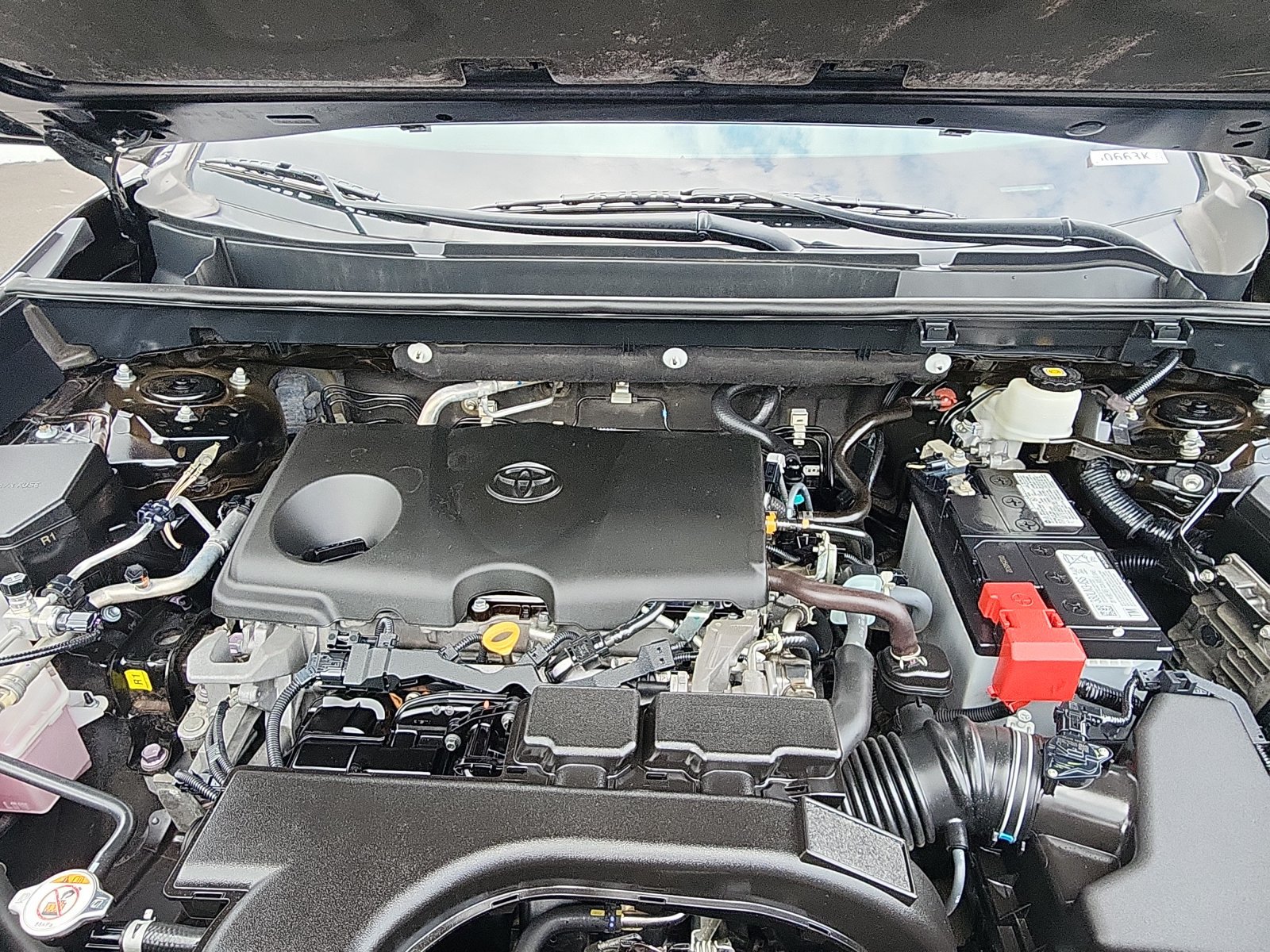 Used 2021 Toyota RAV4 XLE FWD image 11